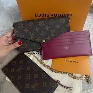 Beautiful Felice Pochette LV 
100% Original *
comes with dust bag and box